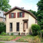 Dopp House/Schneider-Dobbs Home Corn Hill Holiday Tour of Homes